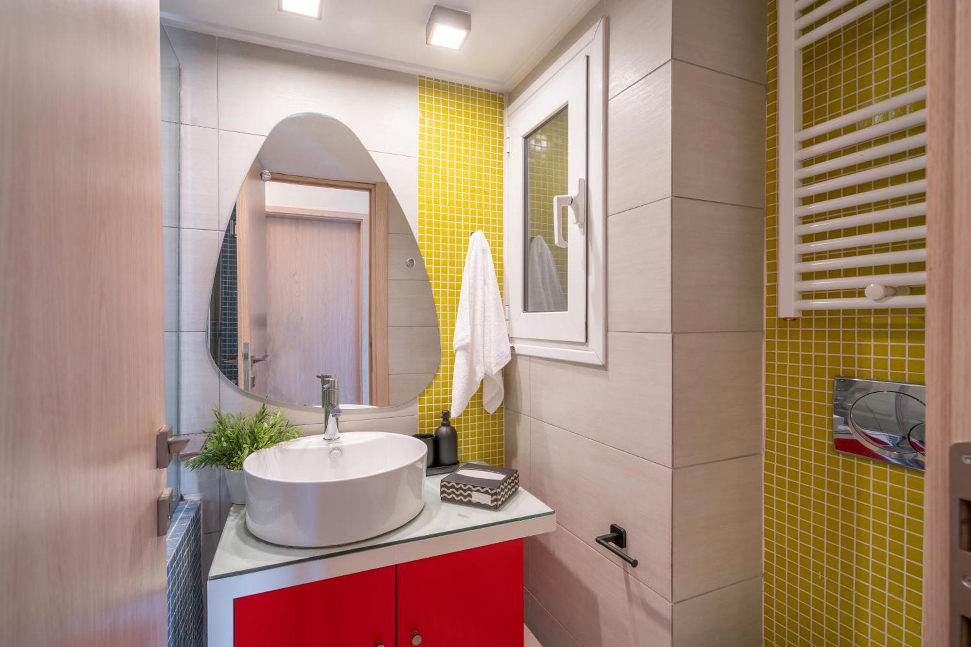 City Oasis: Newly Renovated 2Br Apt In City Center Athen Eksteriør billede