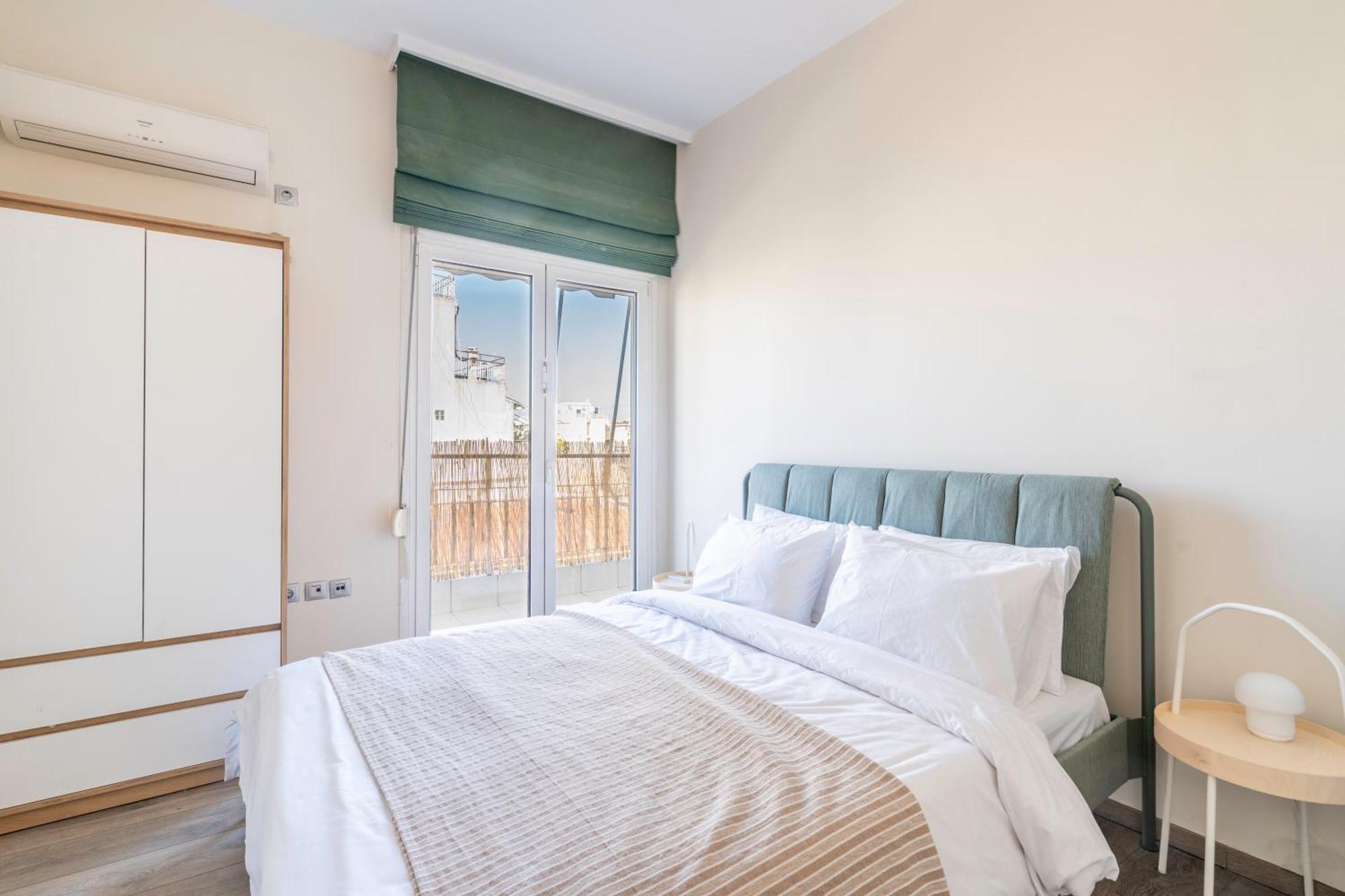 City Oasis: Newly Renovated 2Br Apt In City Center Athen Eksteriør billede