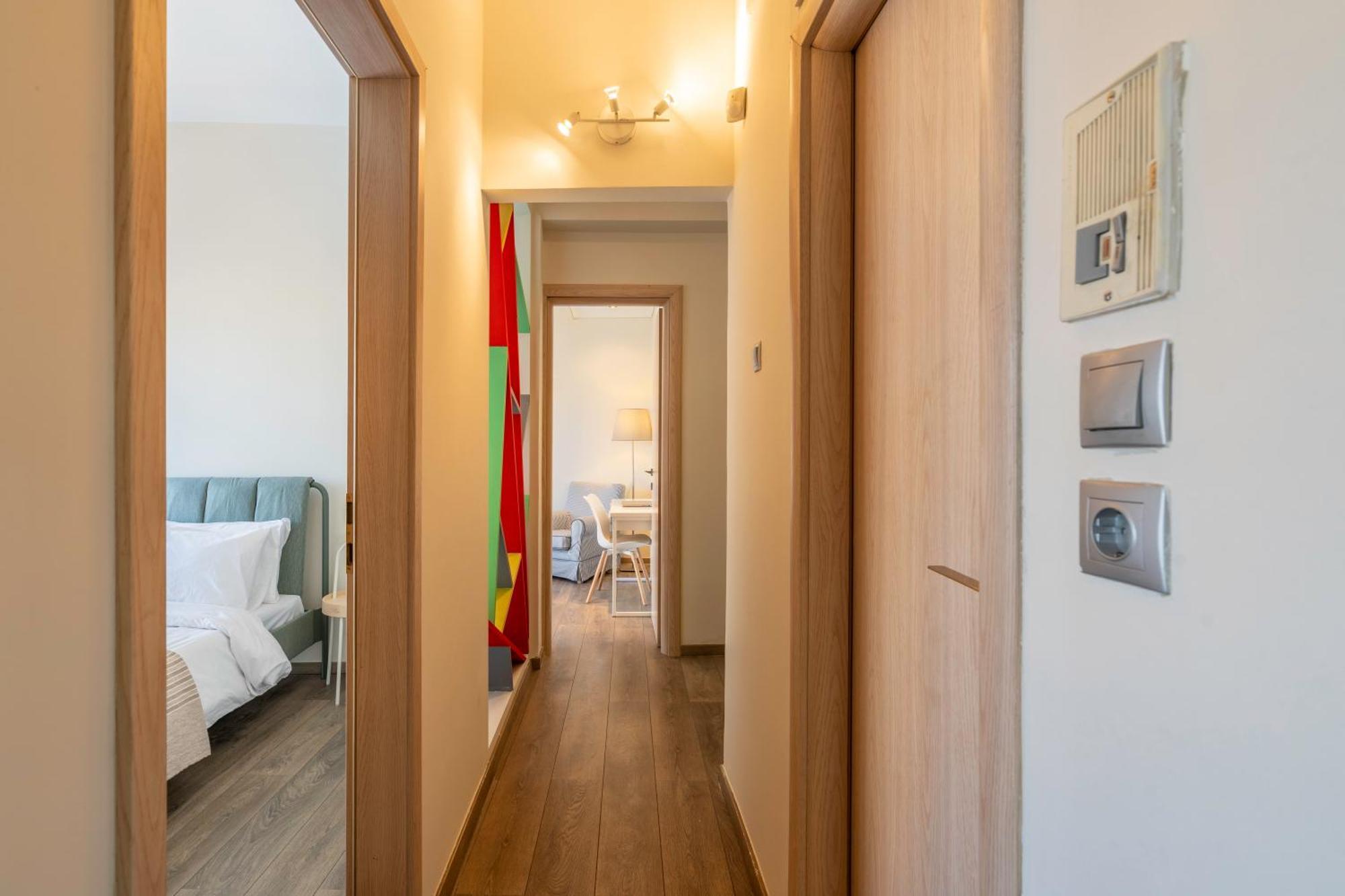 City Oasis: Newly Renovated 2Br Apt In City Center Athen Eksteriør billede
