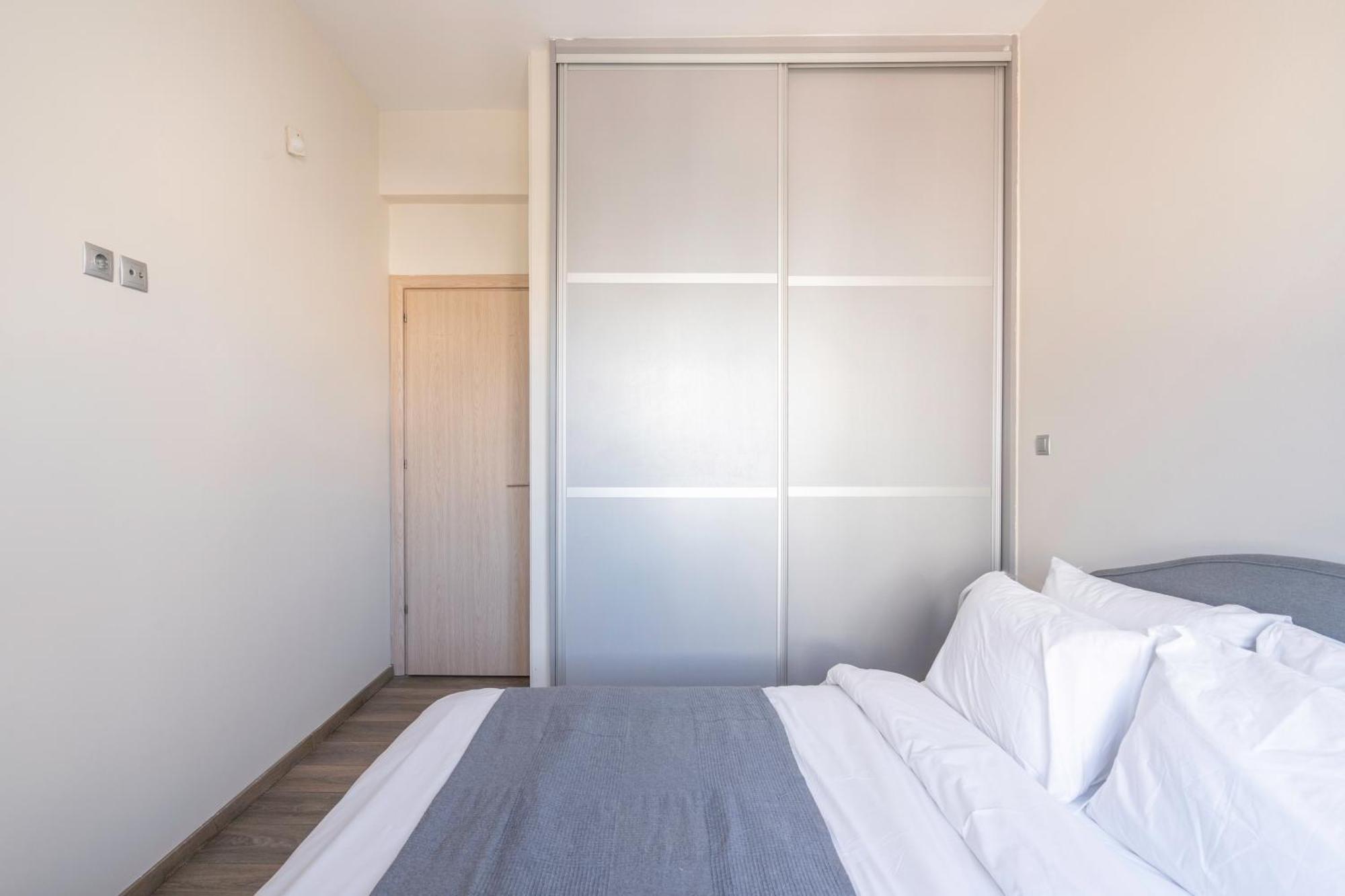 City Oasis: Newly Renovated 2Br Apt In City Center Athen Eksteriør billede