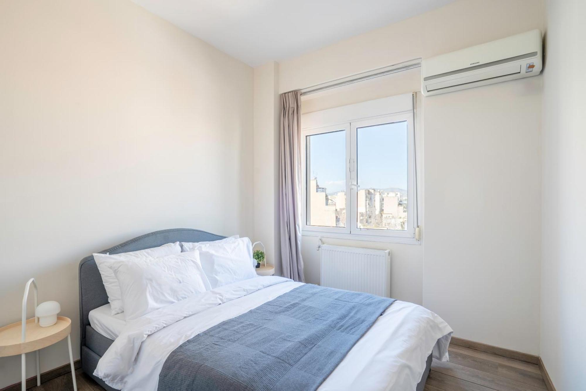 City Oasis: Newly Renovated 2Br Apt In City Center Athen Eksteriør billede